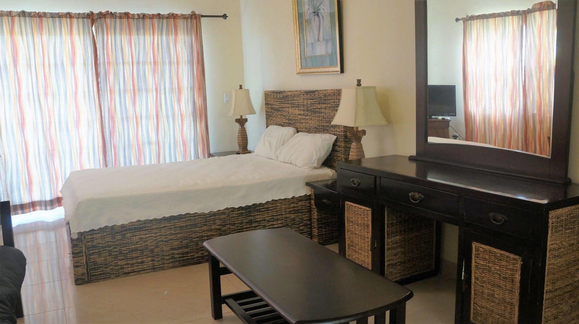 Appartement Carib Club à Grace Bay Extérieur photo